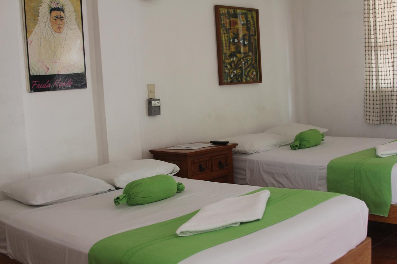 Hotel Mayflower Puerto Escondido  Esterno foto